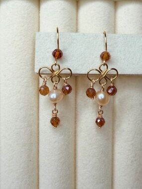 Garnet Pearl Earrings